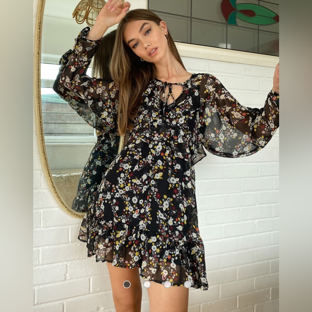 Topshop Black Floral Long Sleeve Dress V-Neck